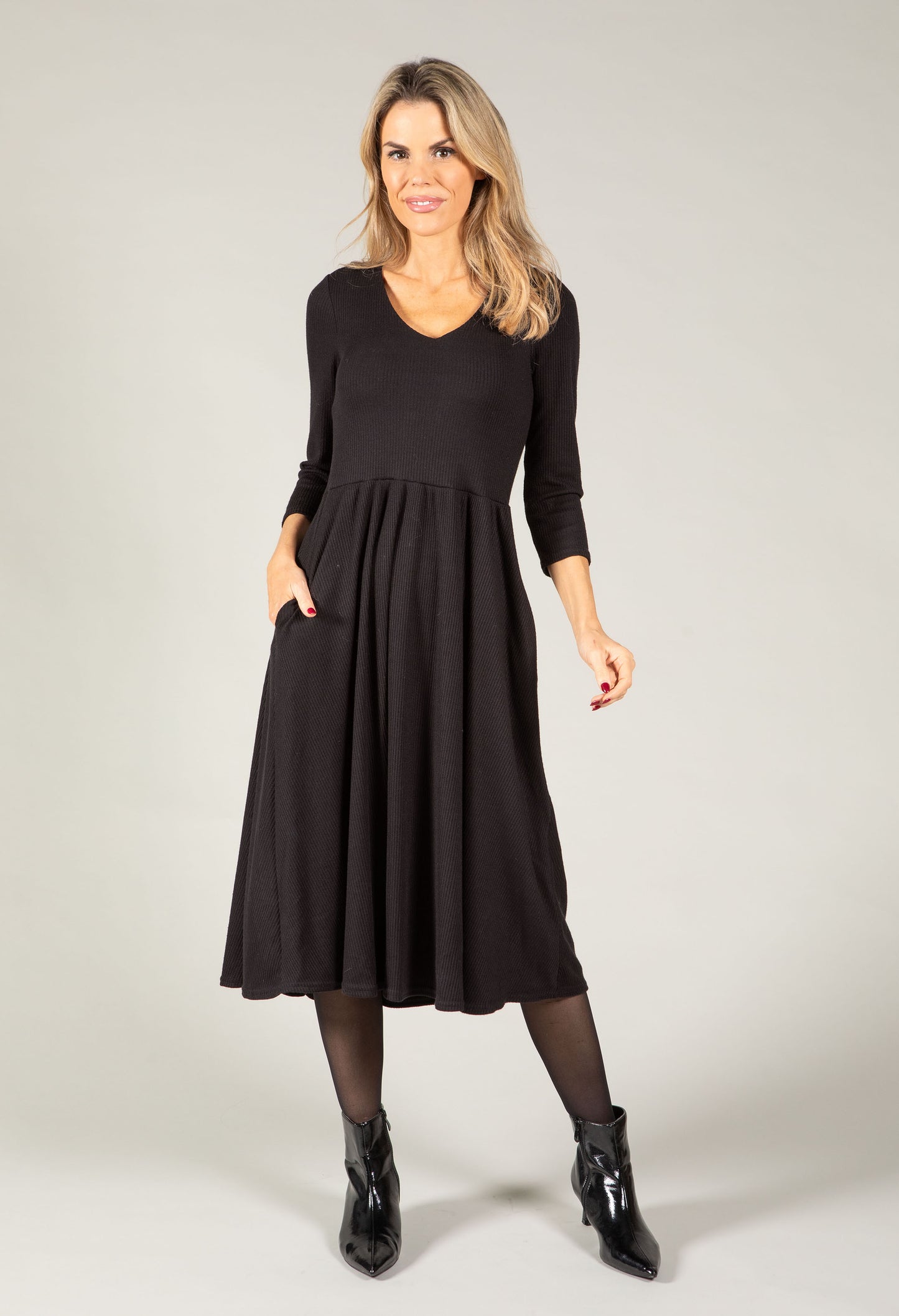 Ribbed Knit Midi Dress