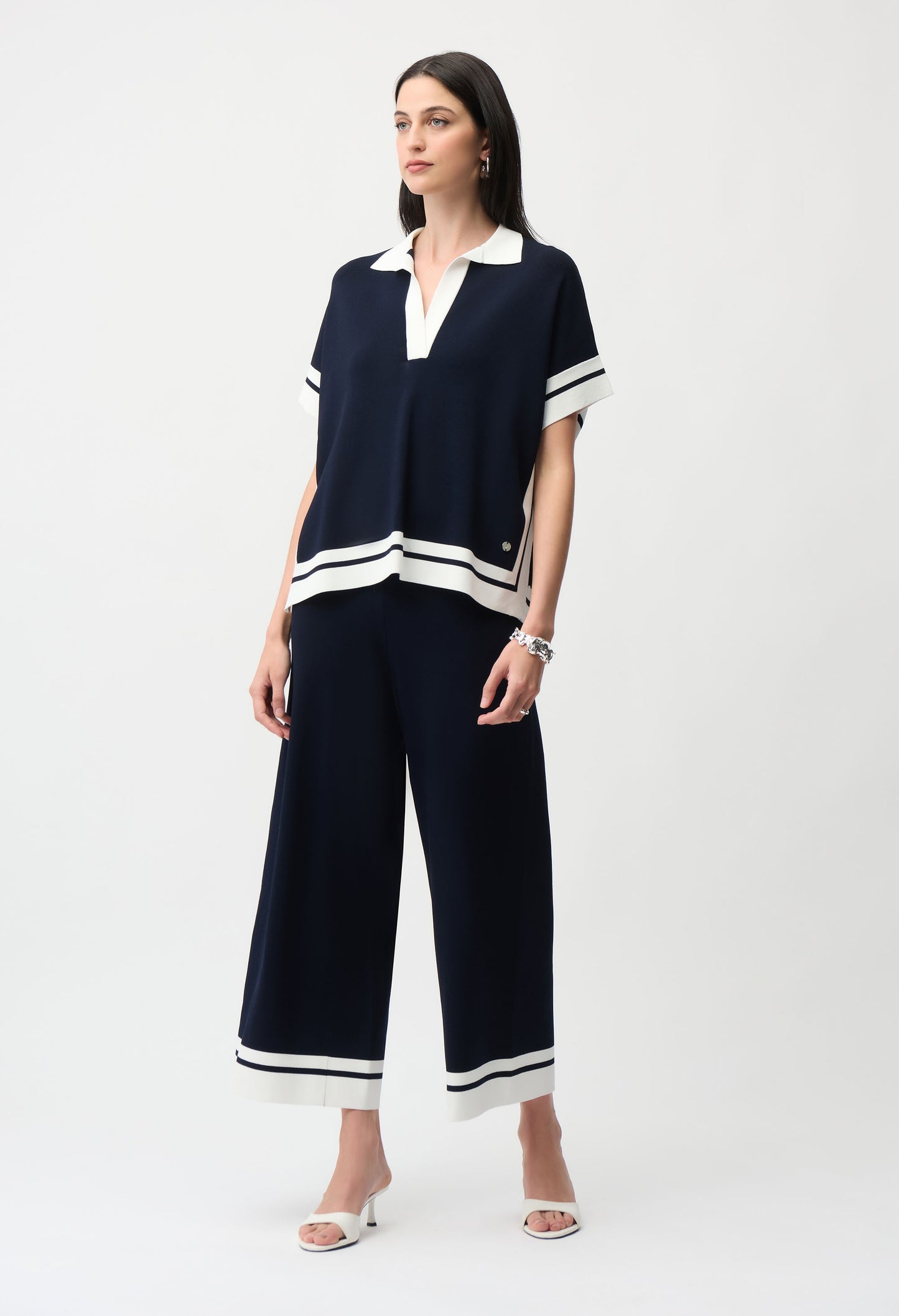 Mid-rise Wide-leg Trousers