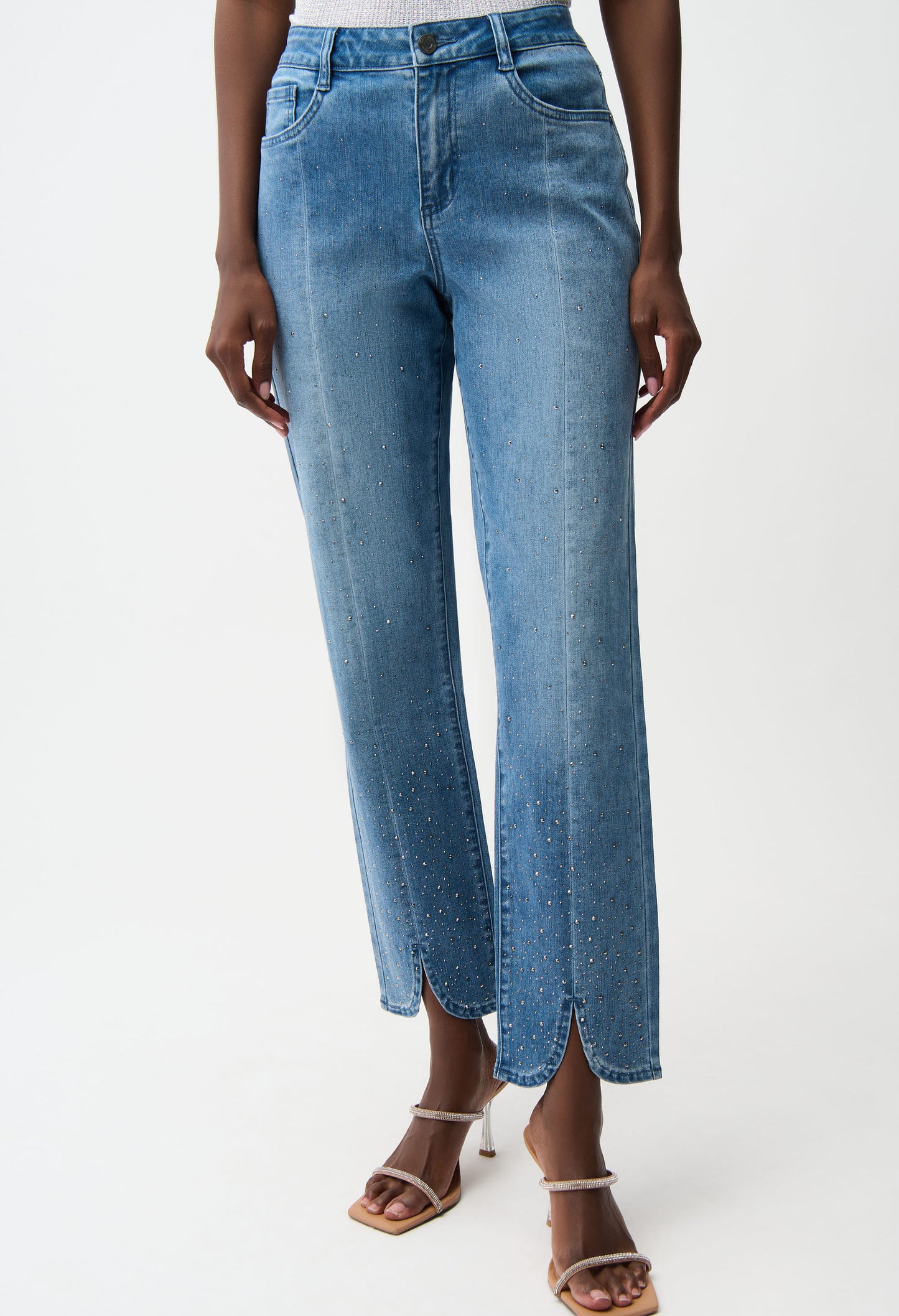 High-waisted Relaxed Jeans