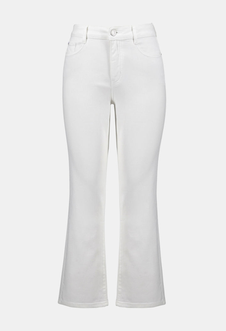 Classic Straight Leg Stretch Jeans