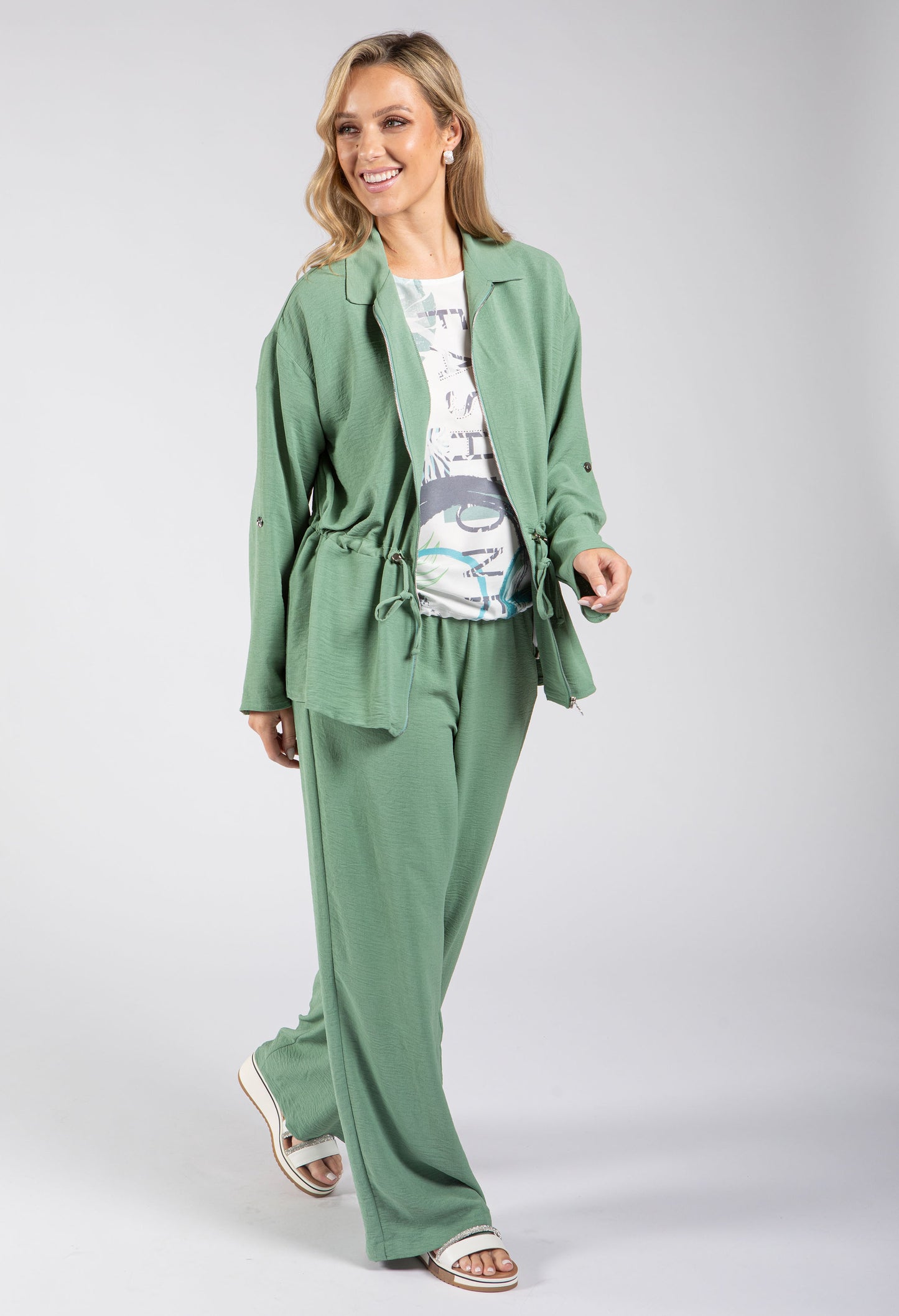 Vicha Adjustable Waist Jacket