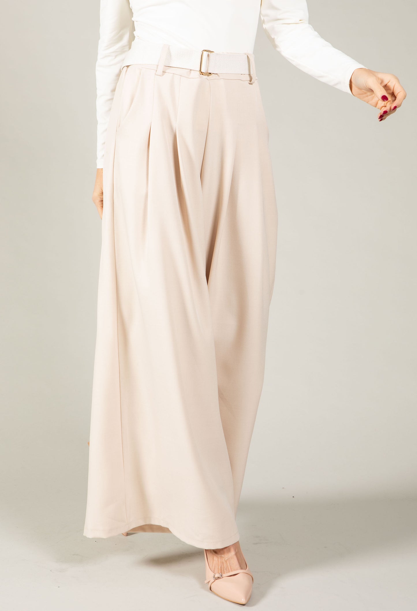 Regular Wide Leg Belted Trousers