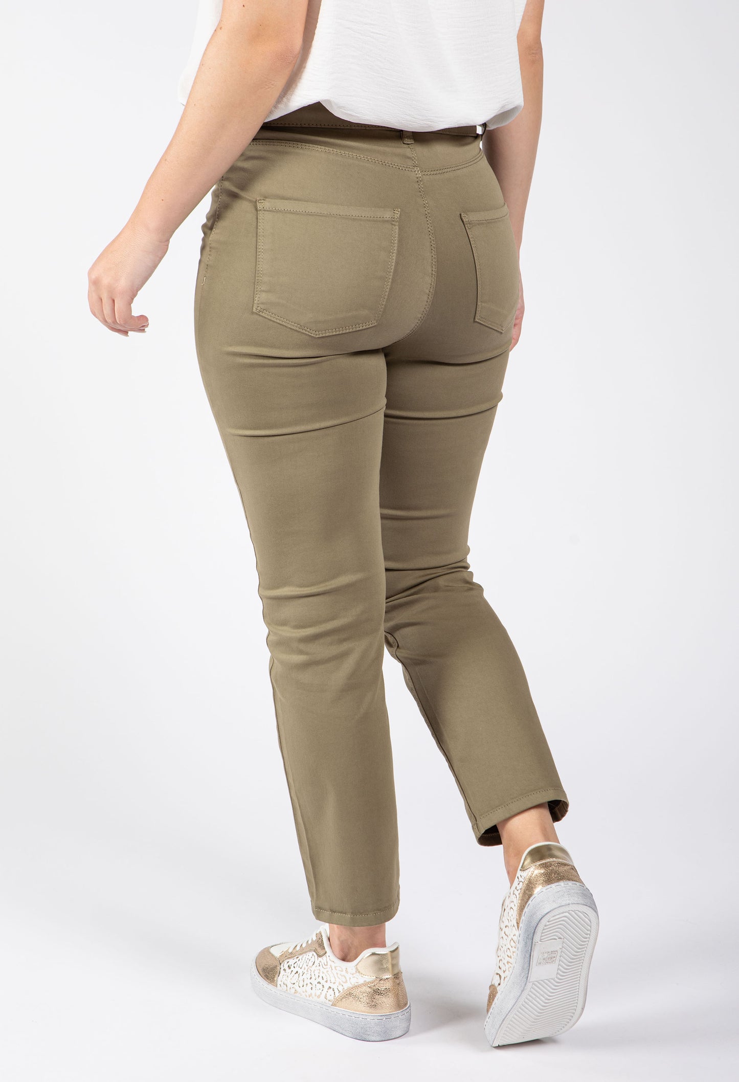 Aria Straight Leg Jeans