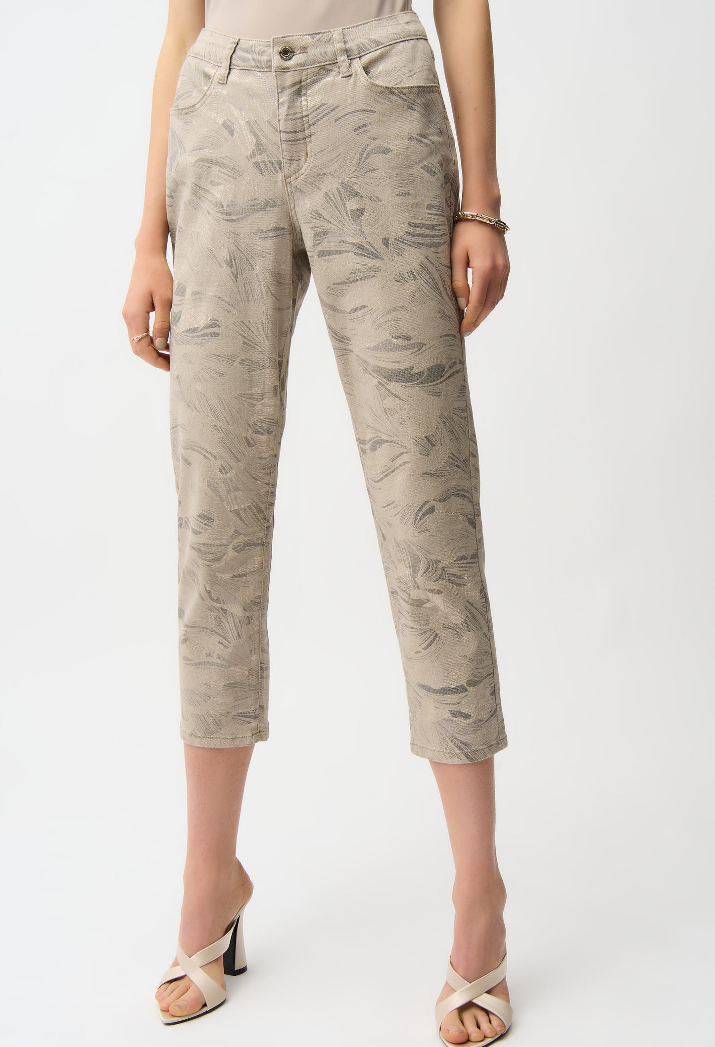 Slim Cropped Floral Trousers