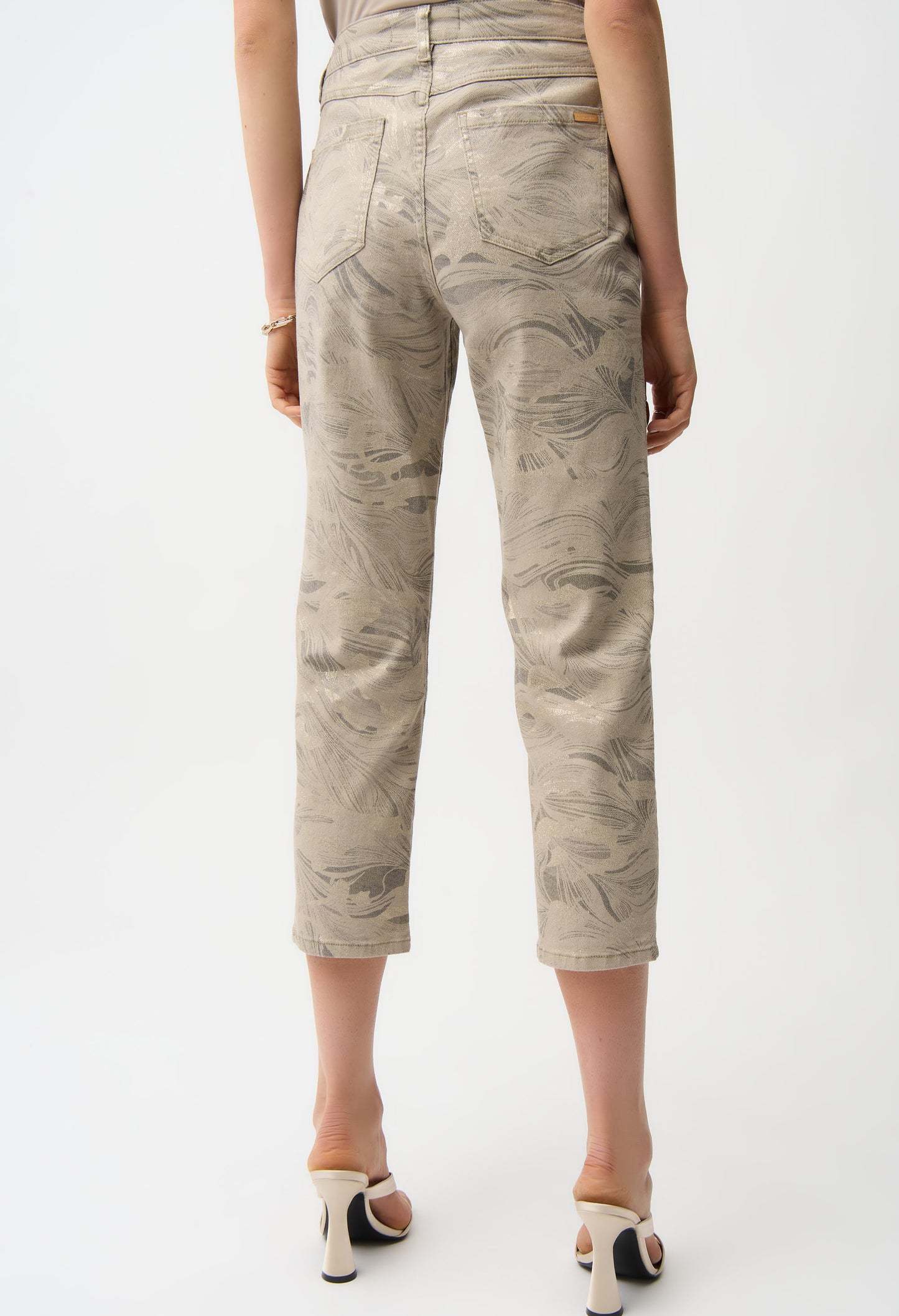 Slim Cropped Floral Trousers