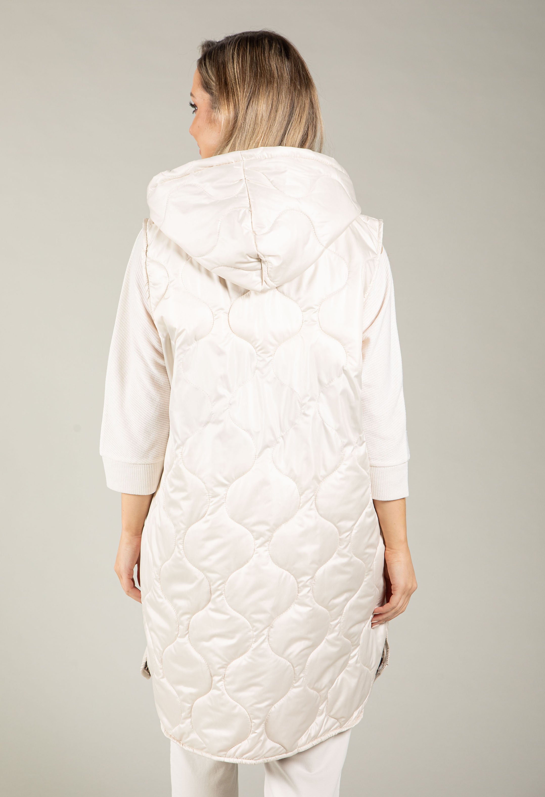 Longline Quilted Gilet – Pamela Scott