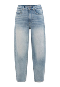 Loose Fit High Waist Jeans
