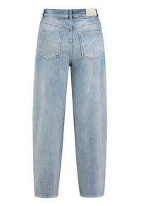 Loose Fit High Waist Jeans