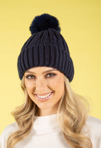 Chunky Knit Pom Pom Beanie