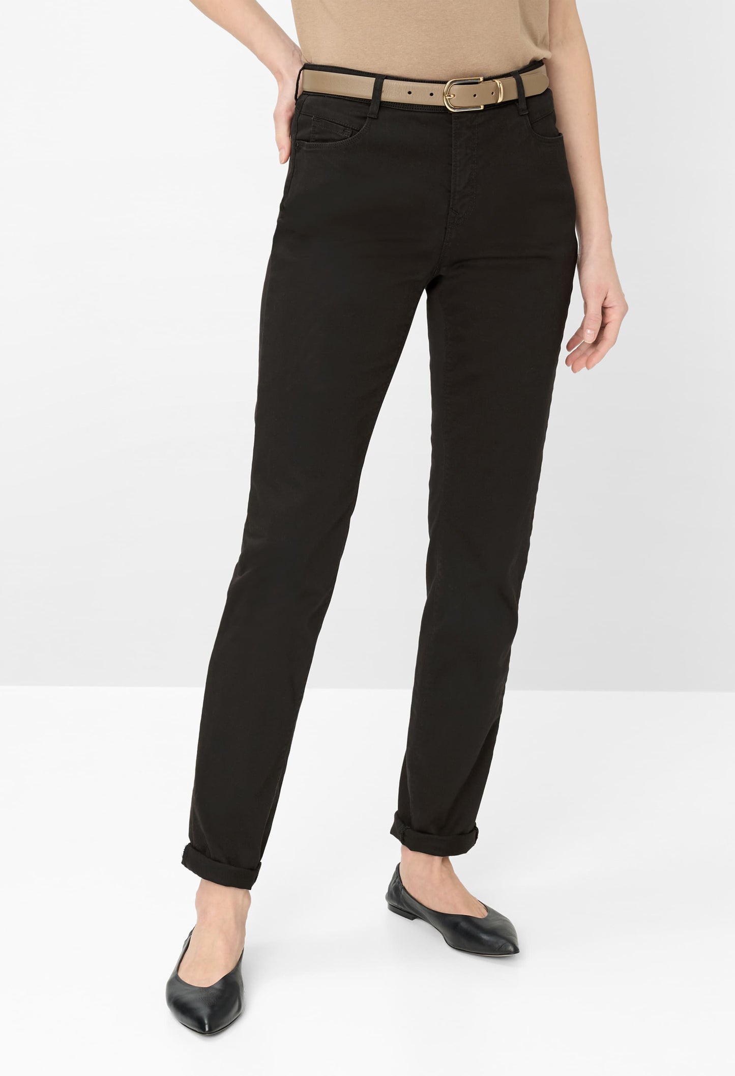 Carola Femenine Fit Trousers