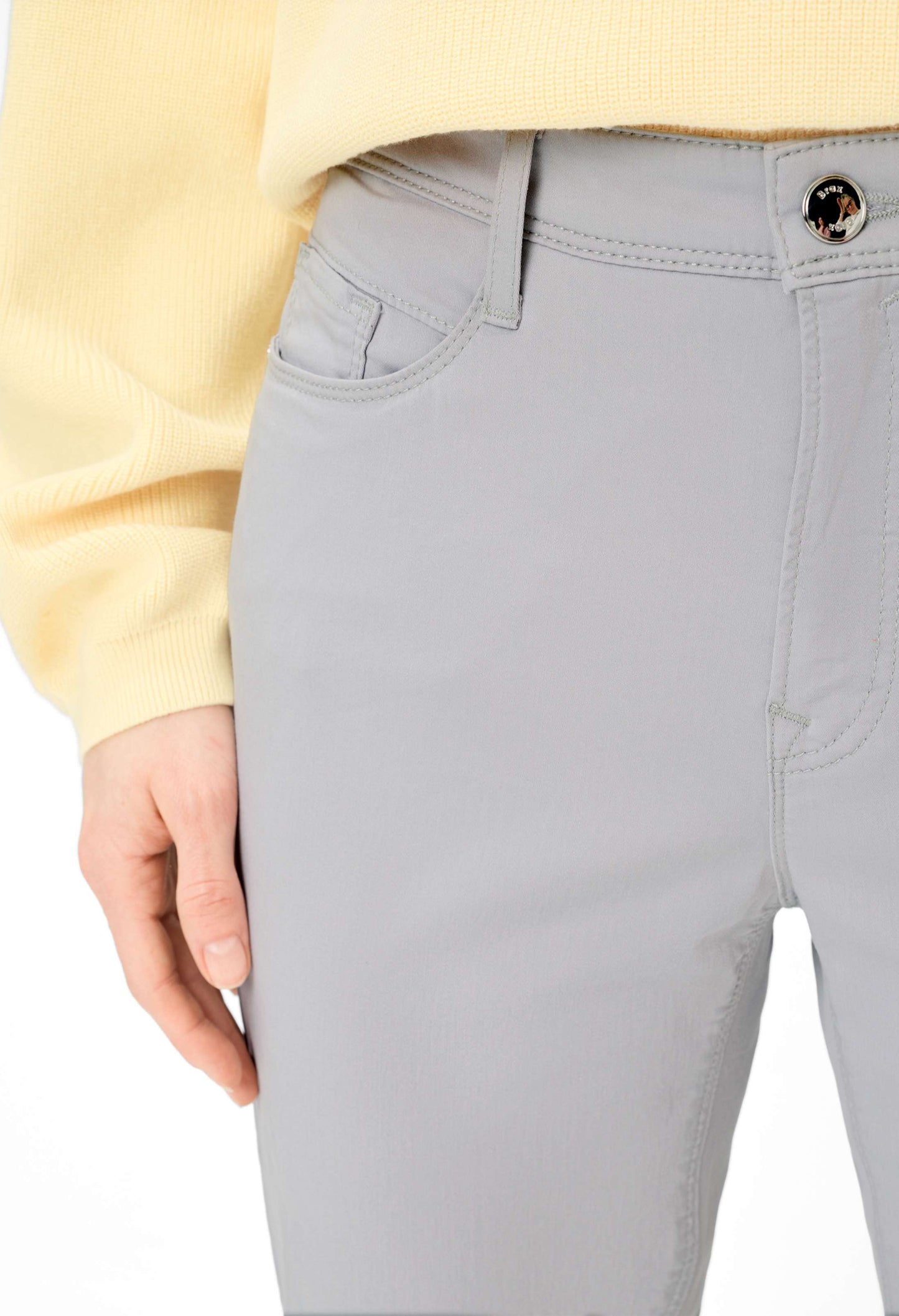 Carola Femenine Fit Trousers