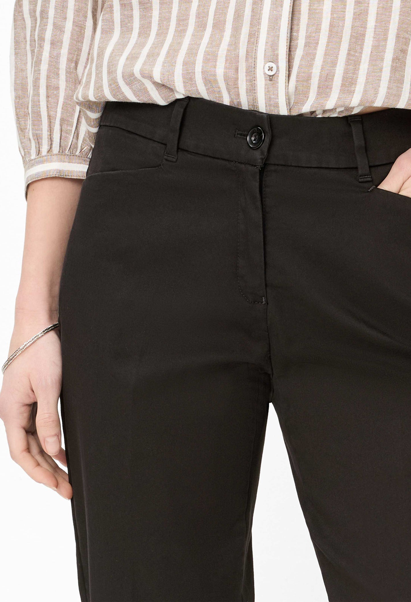 Mara Regular Fit Chinos