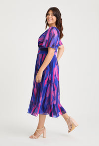 Victoria Angel Sleeve Mesh Midi Curve+ Dress