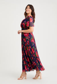 Isabelle Curve+ Angel Sleeve Maxi Dress