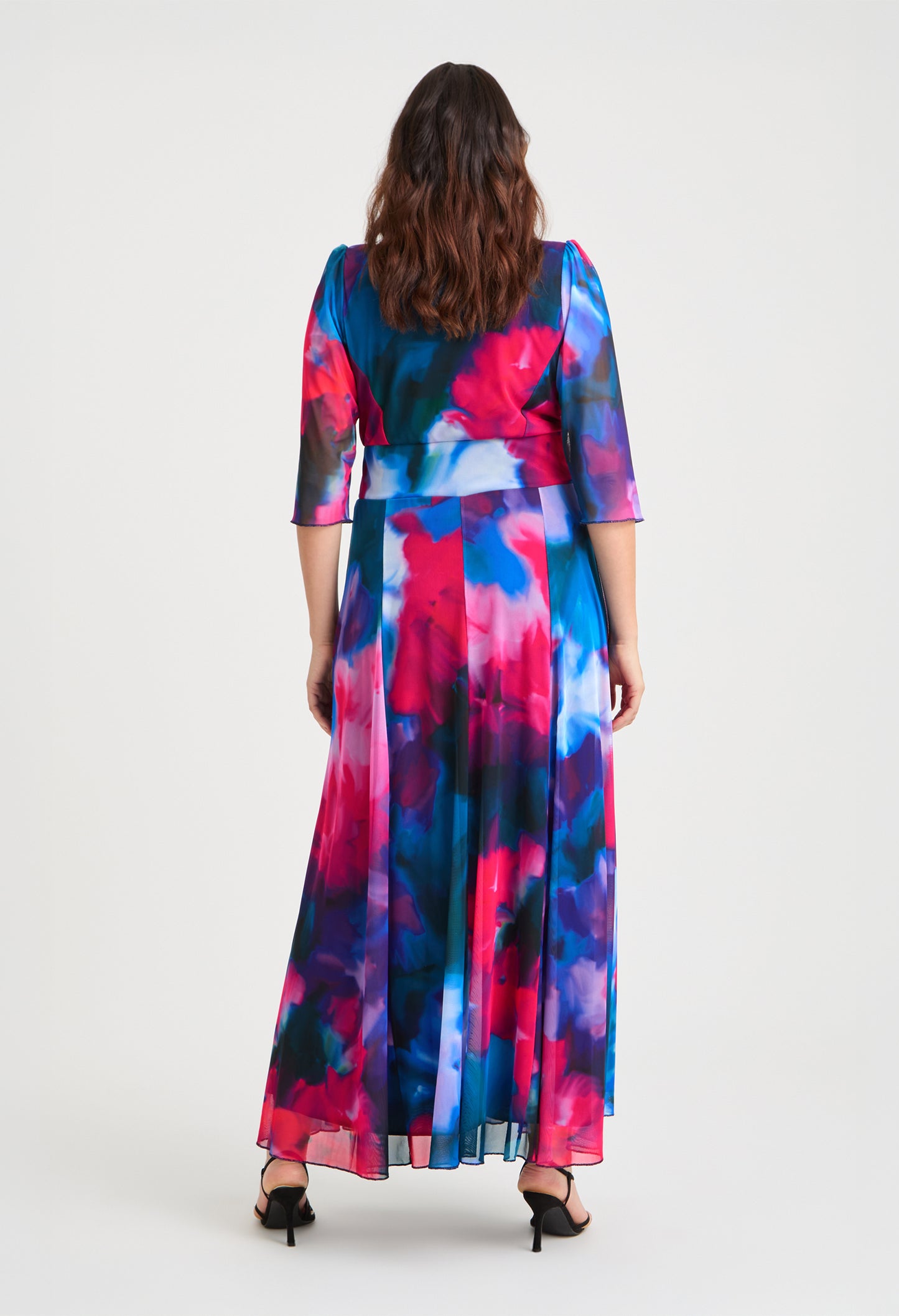 Verity Curve+ Maxi Dress