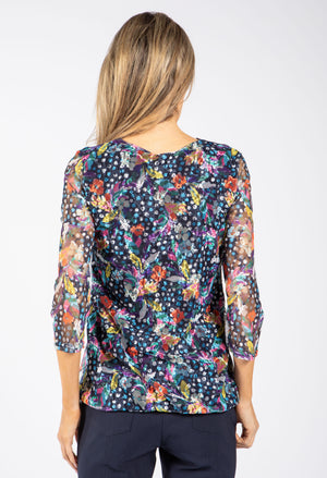 Scalloped Neck Floral Lace Top