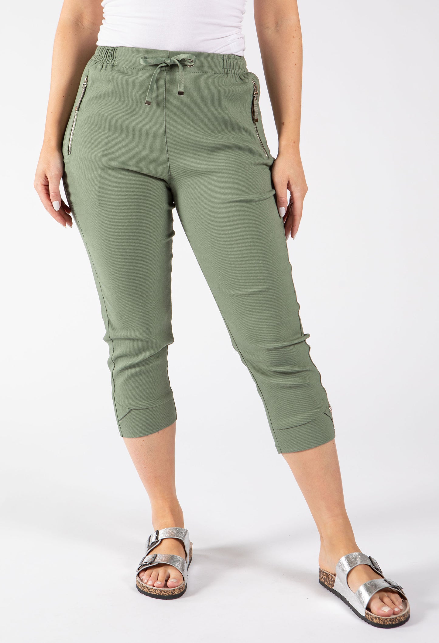 Zip Pocket Capri Trousers