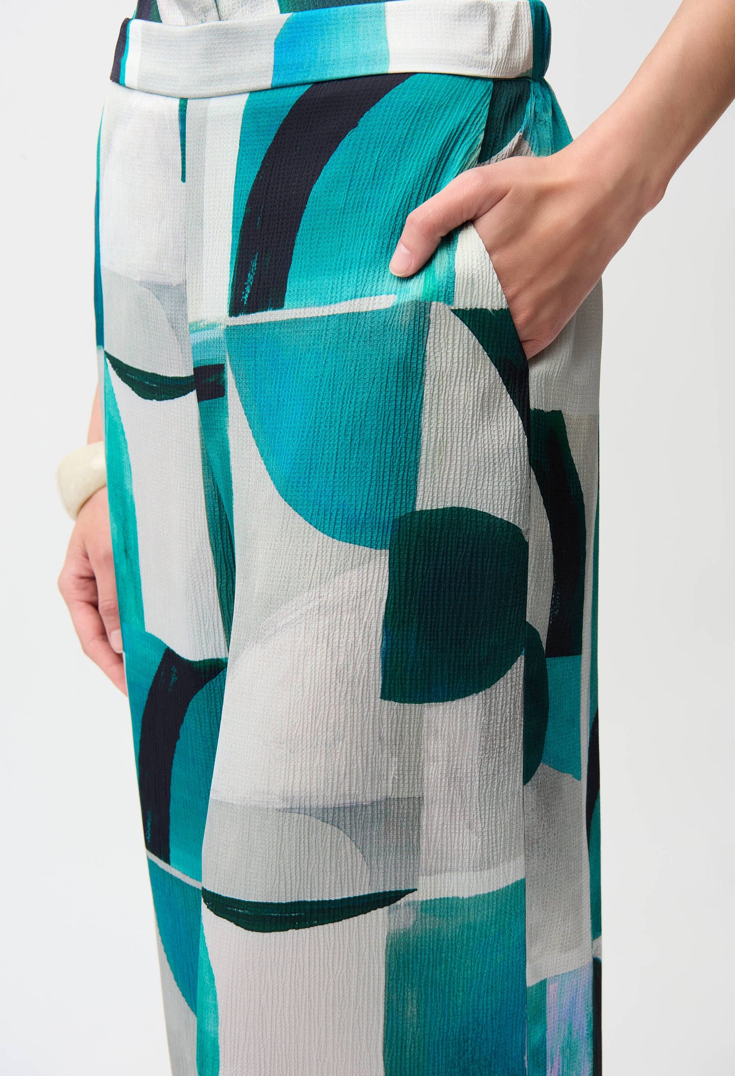 Mid-rise Flare Trousers