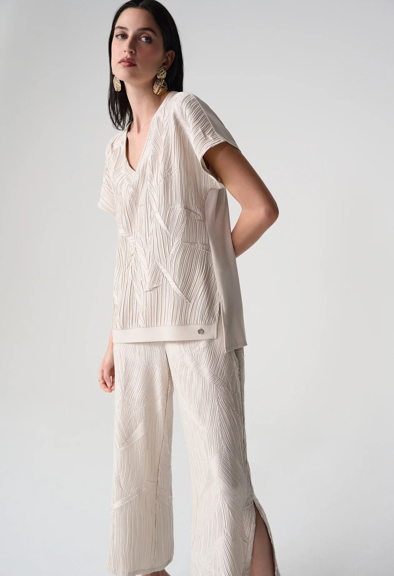 V-neck Relaxed Fit Top