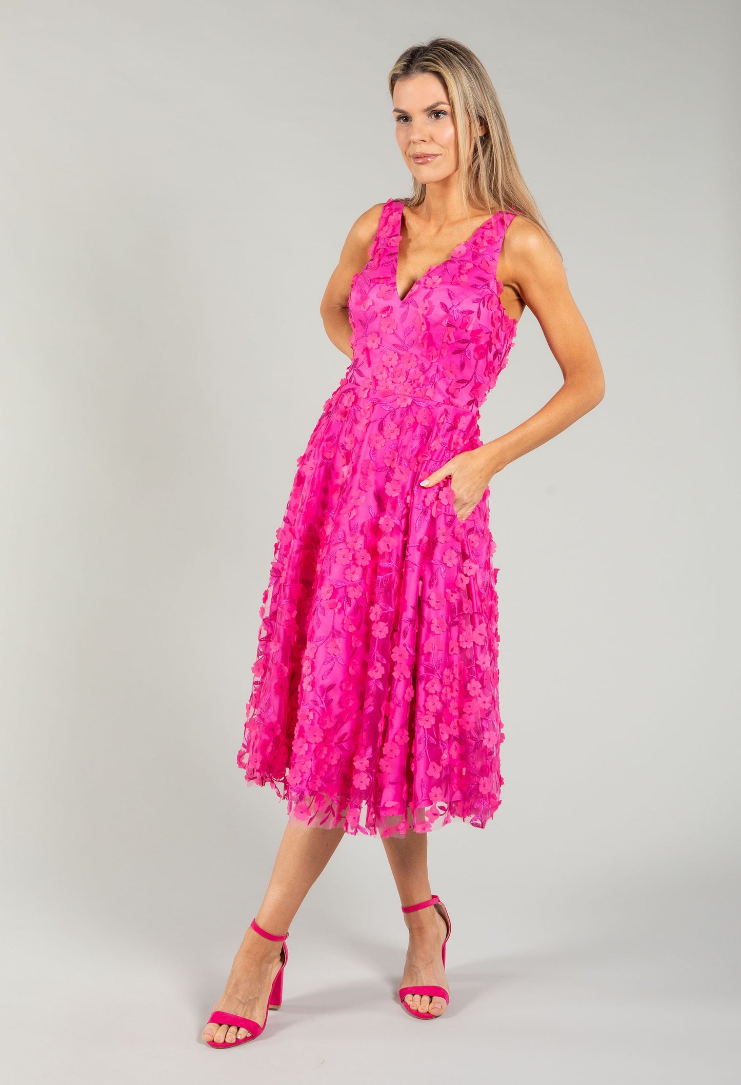 Floral Sleeveless Midi Dress