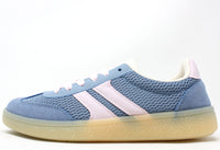 Contrast Stripe Trainer