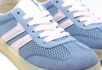 Contrast Stripe Trainer