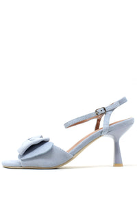 Bow Heels