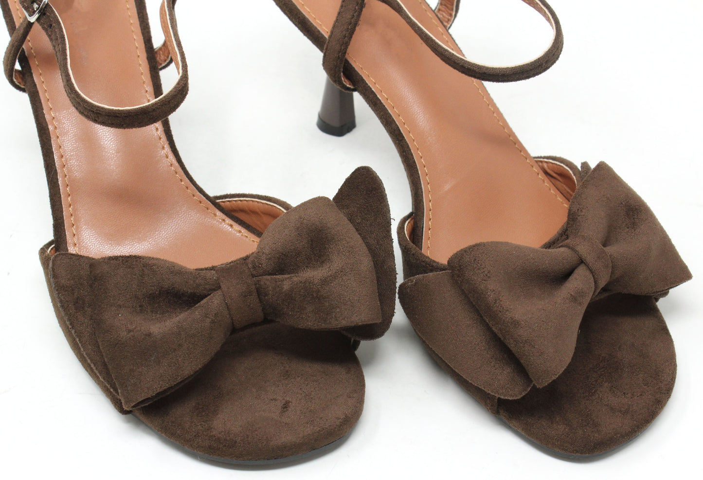 Bow Heels