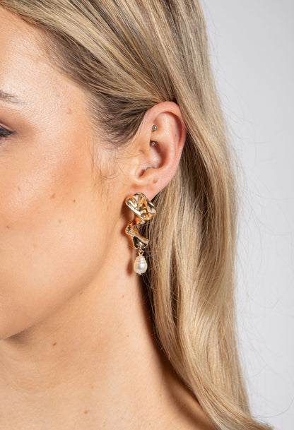 Pearl Drop Earrings
