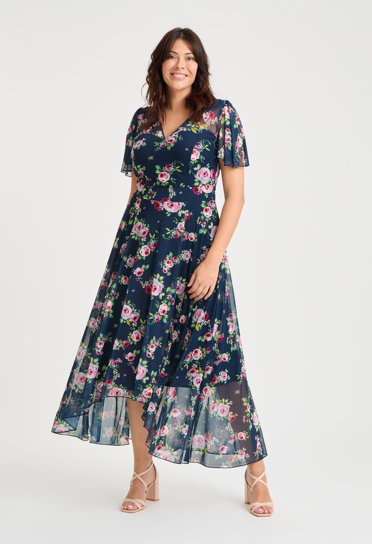 Tilly Angel Sleeve Sweetheart Curve+ Dress