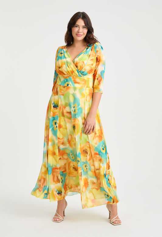Verity Curve+ Maxi Dress