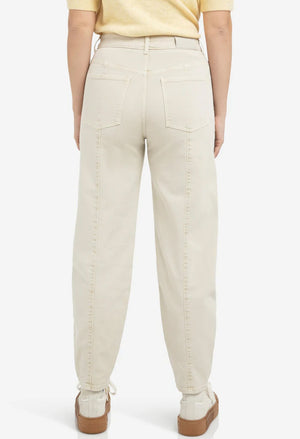 Barrel Jeans