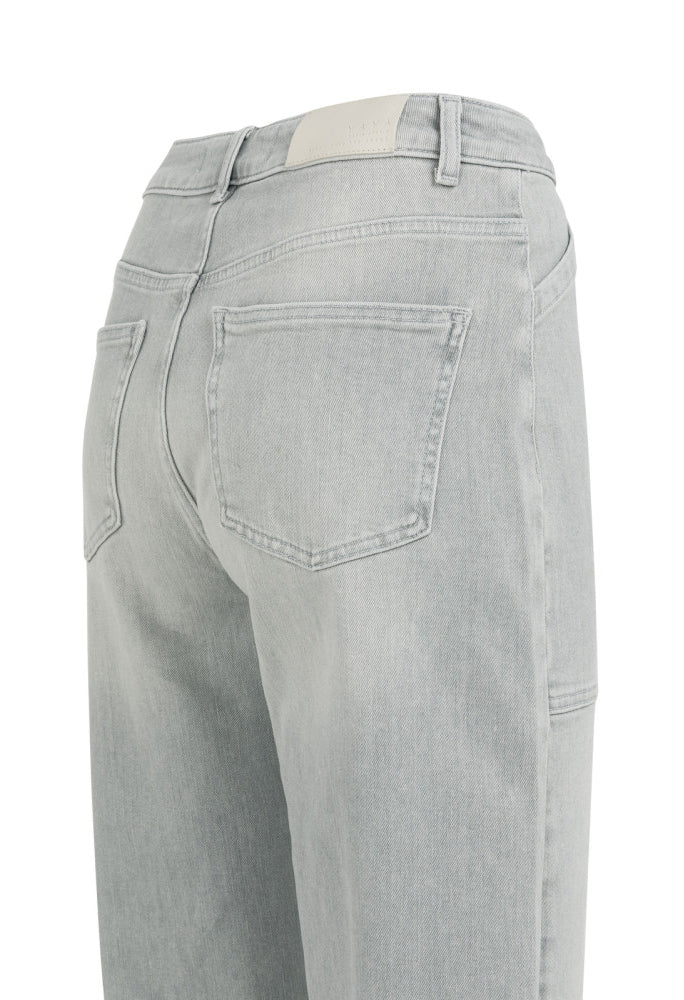 Wide Cargo Jeans