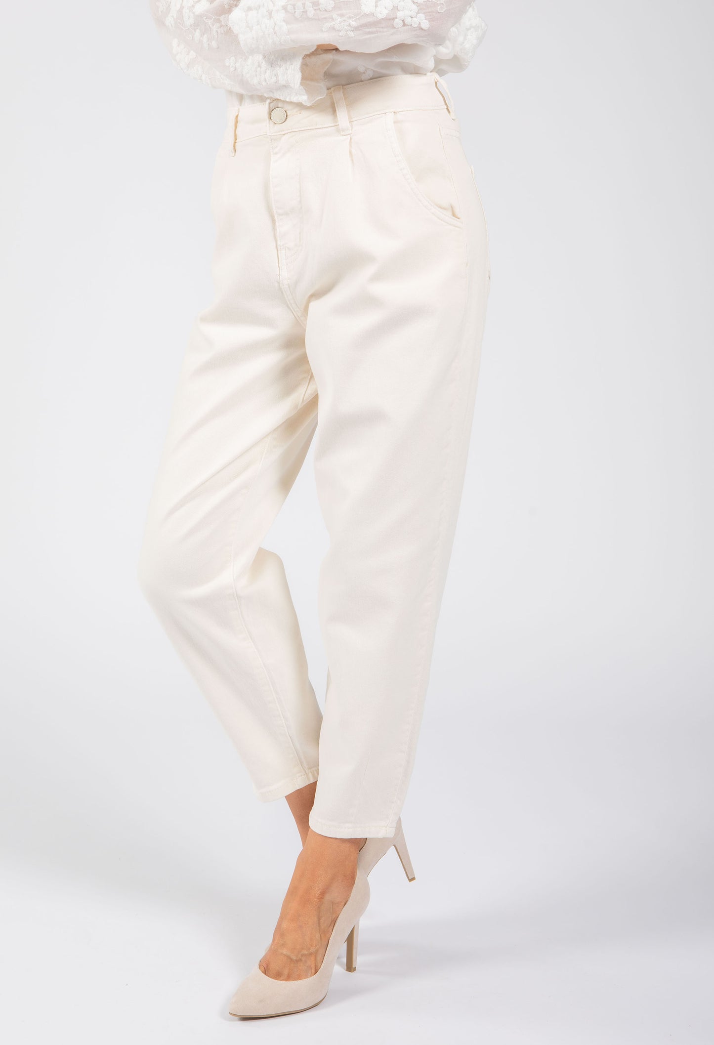 Tiffanie Barrel Fit Jeans