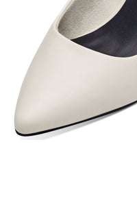 Slim Court Heel
