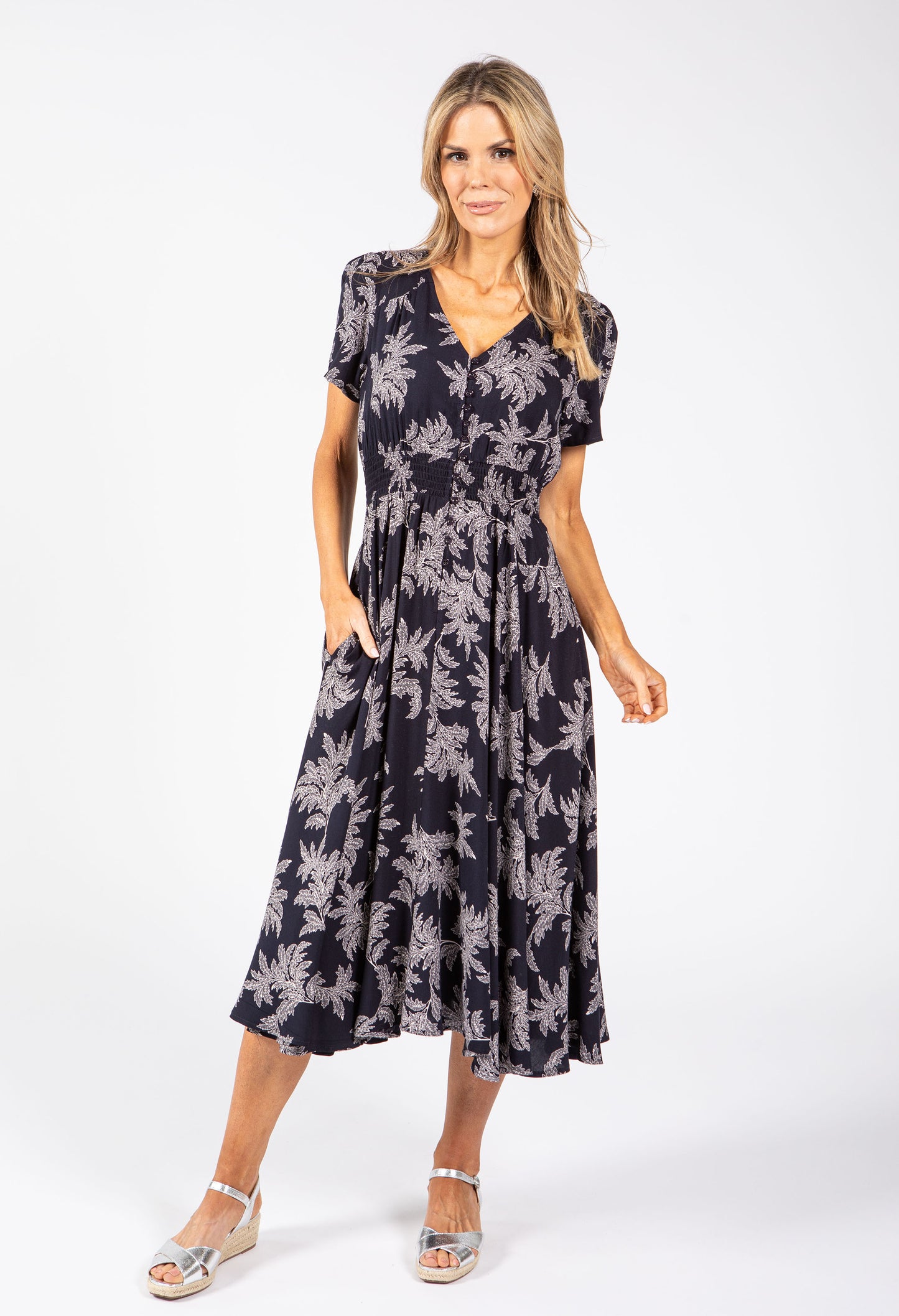 Leaf Print Buttoned Midi Dress