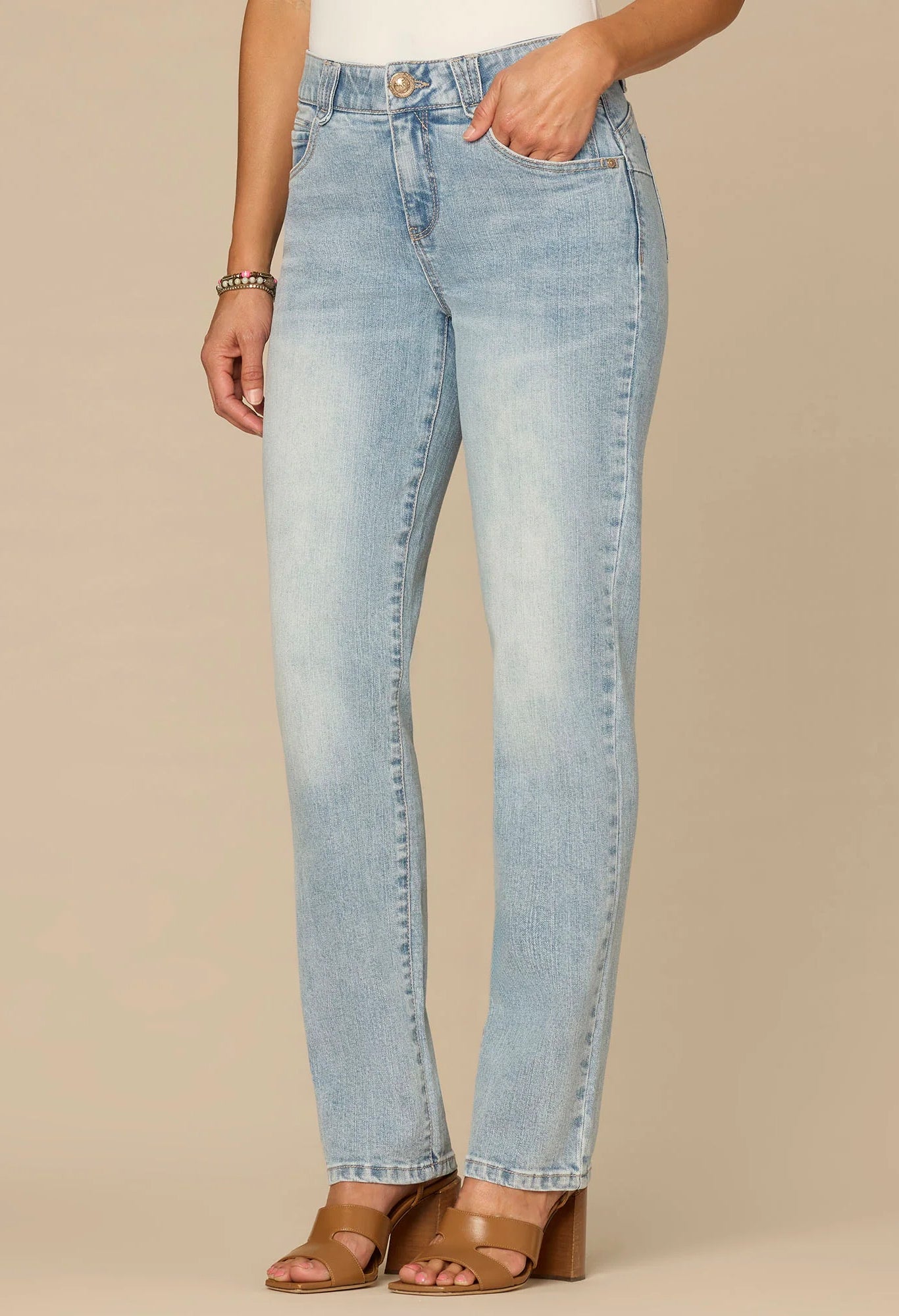 “Ab”solution® Mid-Rise Booty Lift Straight Leg Jeans