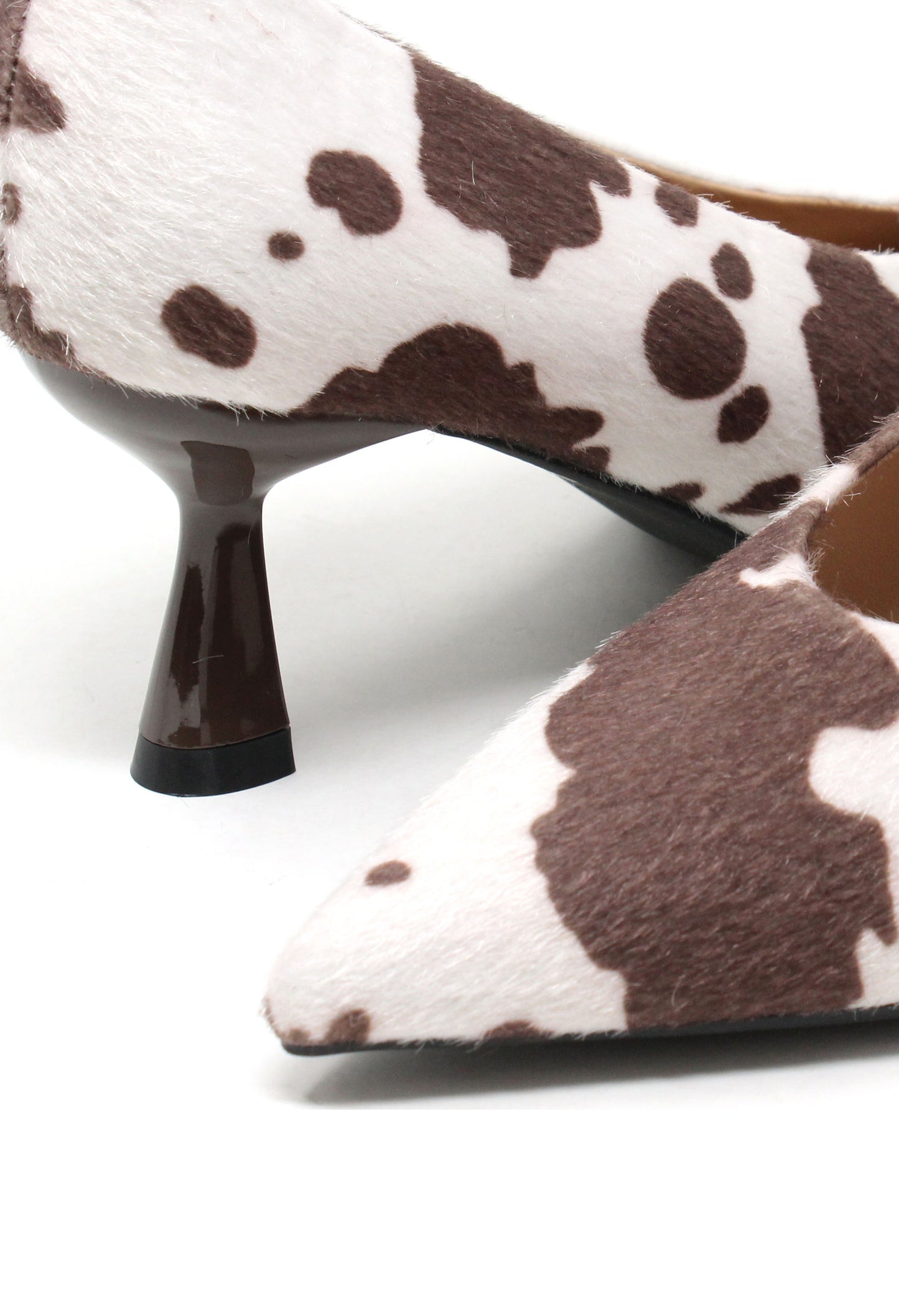 Curved Court Heel