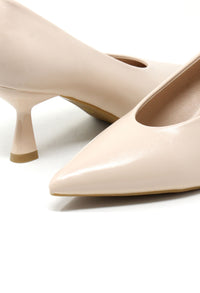 Curved Court Heel