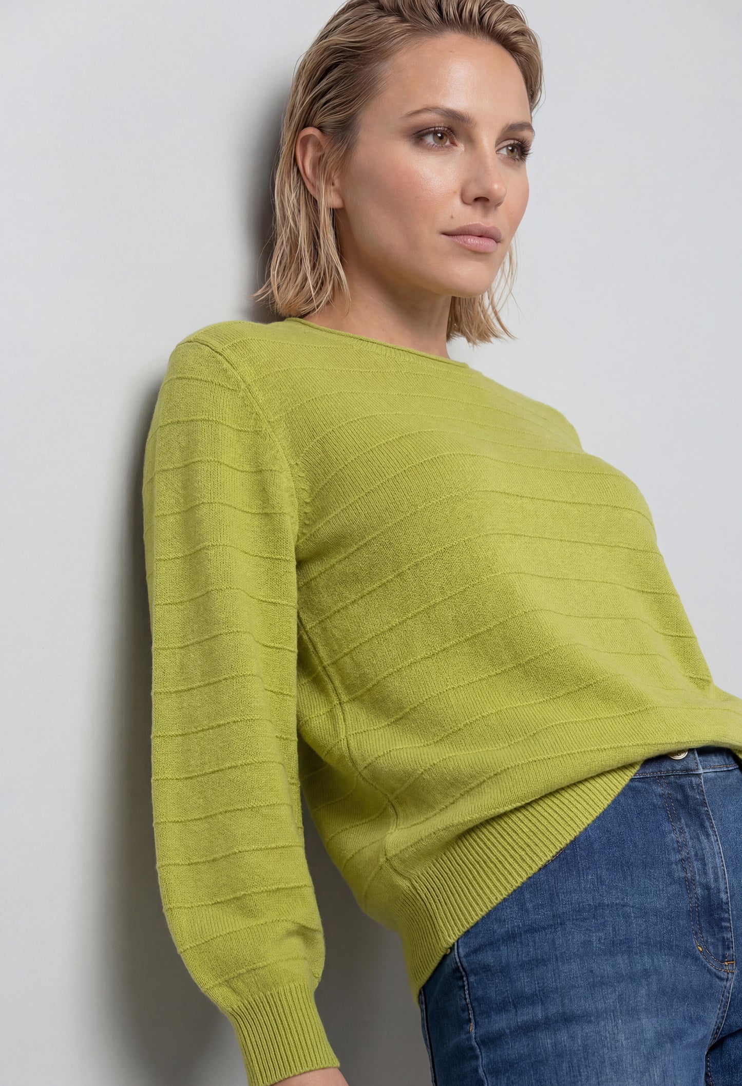 Round Neck Knit Jumper