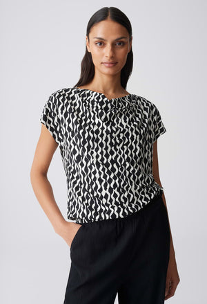 Sapaya Motion Printed Top