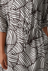 Wenria Botanical Flowing Dress