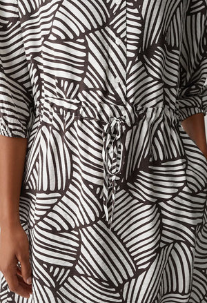 Wenria Botanical Flowing Dress