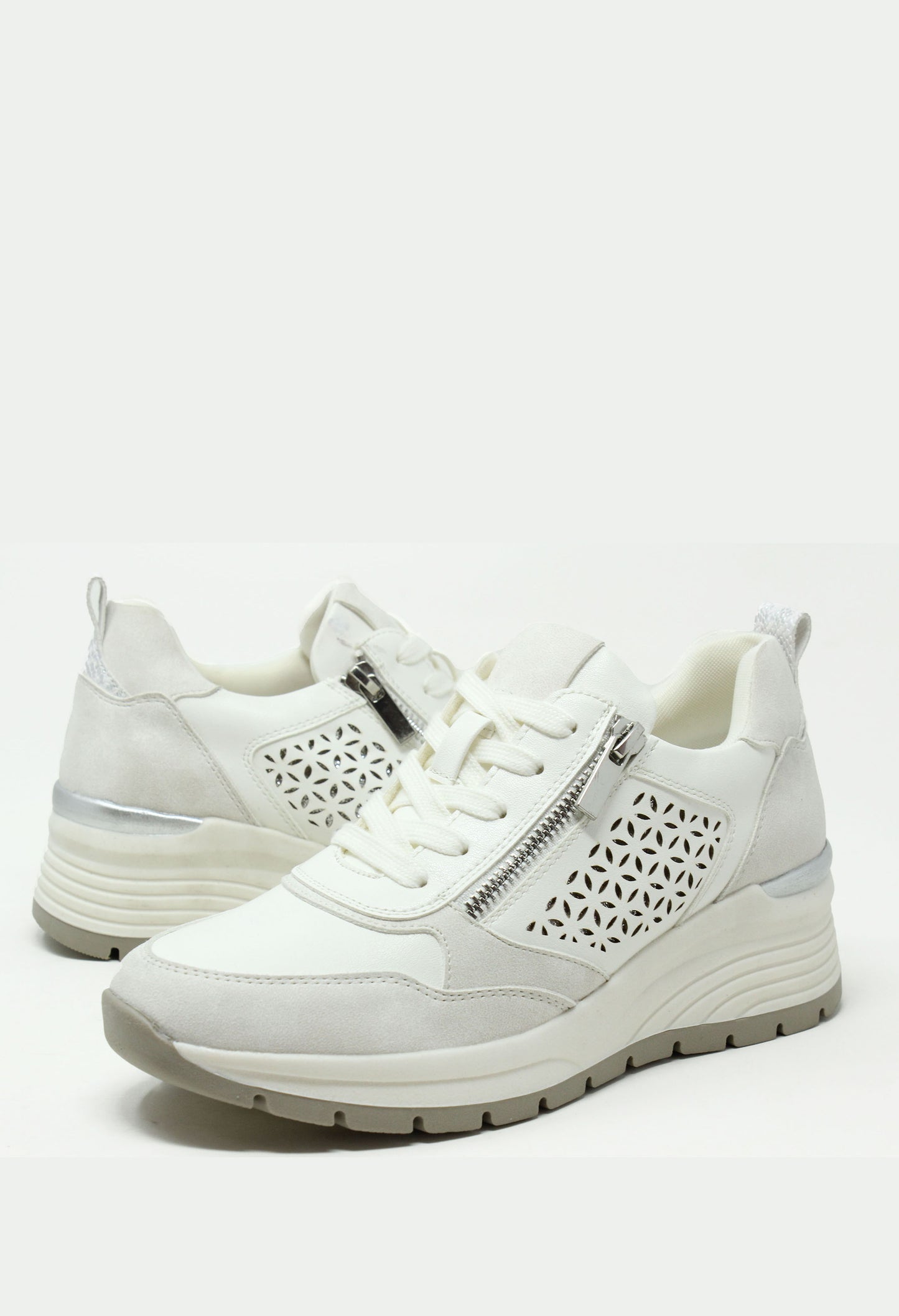 Cameron Wedge Trainer