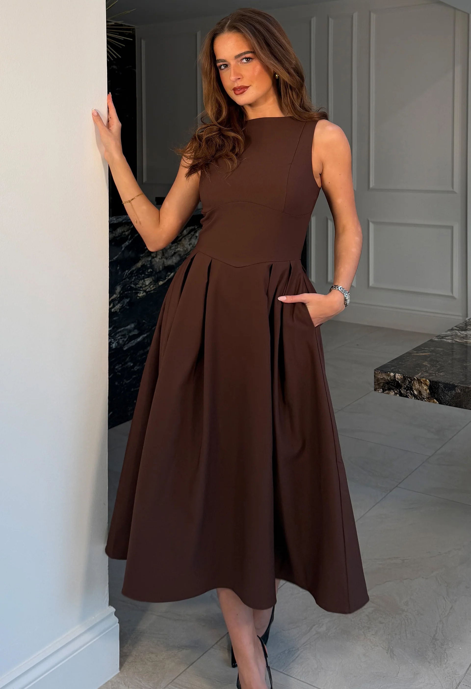 Nesta Boat Neck Skater Midi Dress – Pamela Scott