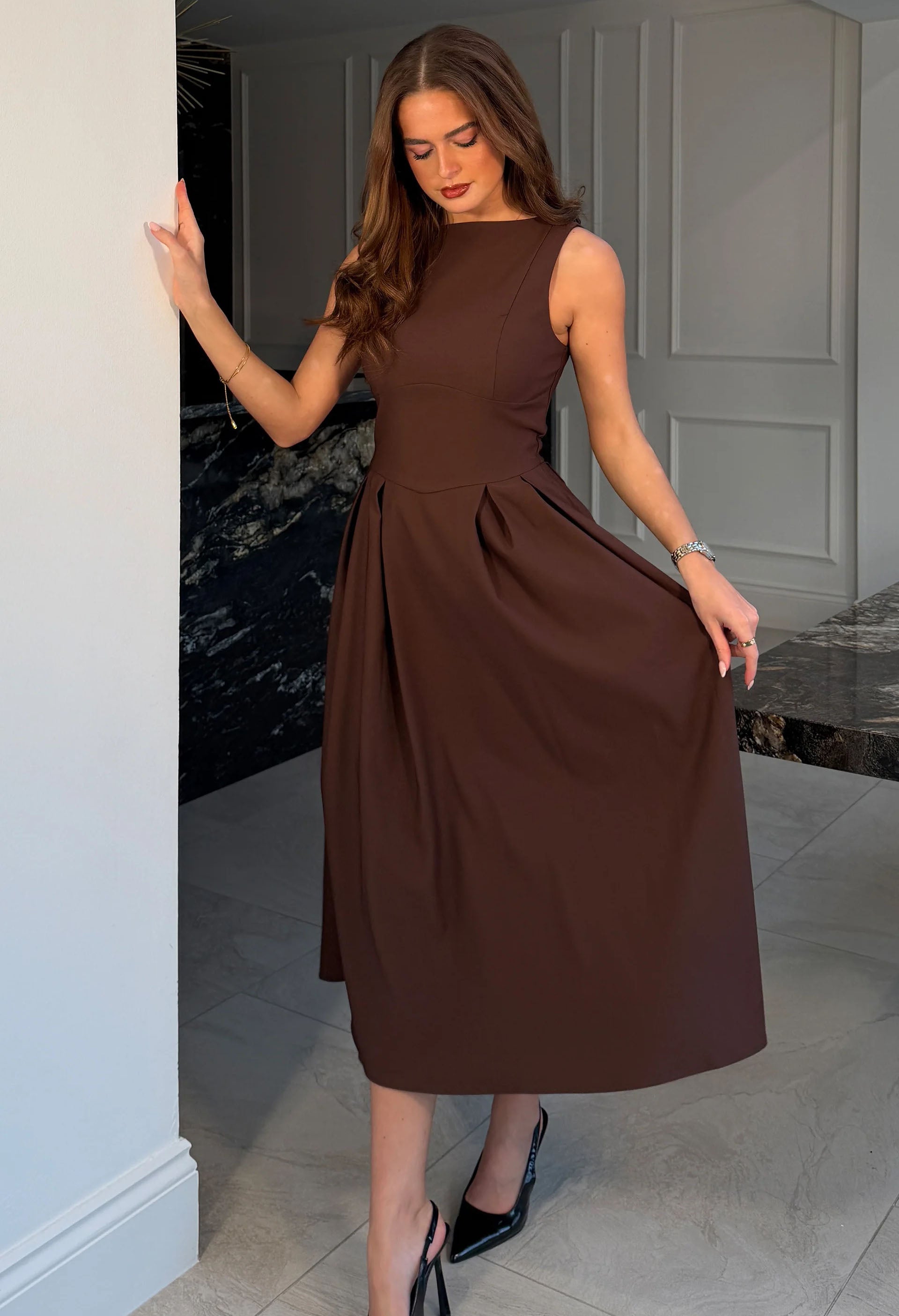 Nesta Boat Neck Skater Midi Dress – Pamela Scott