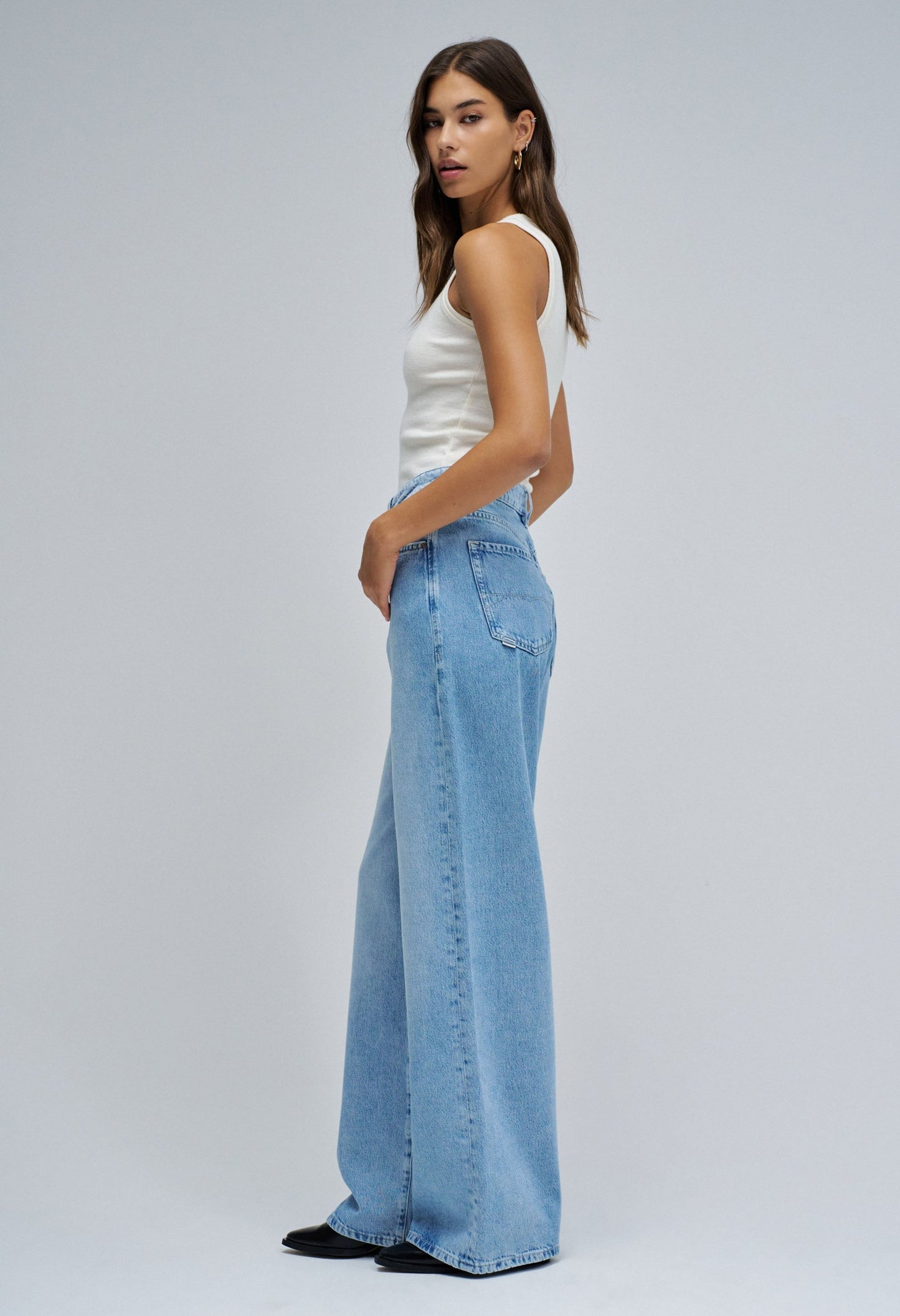 Wide Leg Jeans