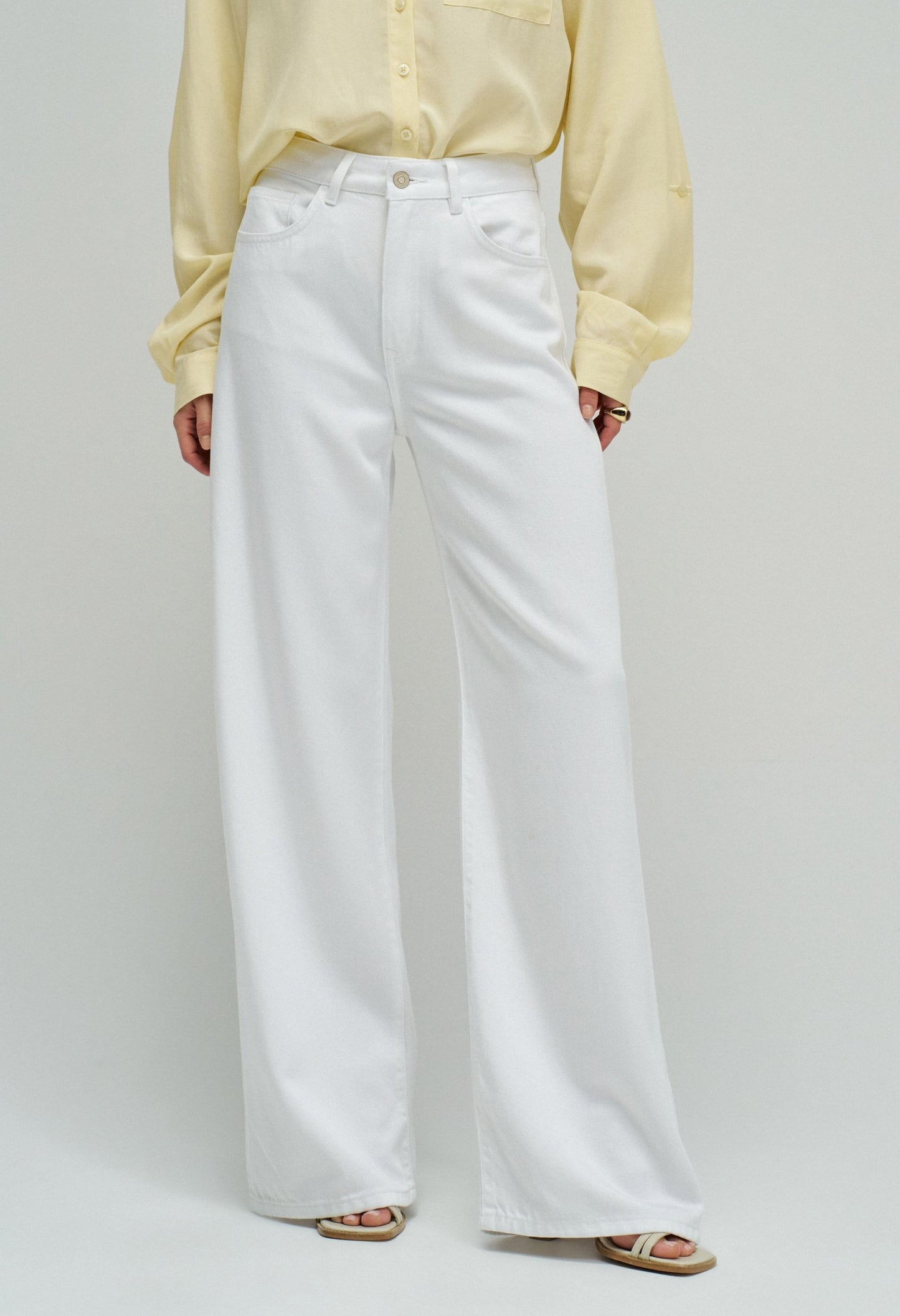 Wide Leg Jeans