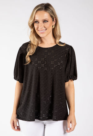 Paca Floral Embroidery Top