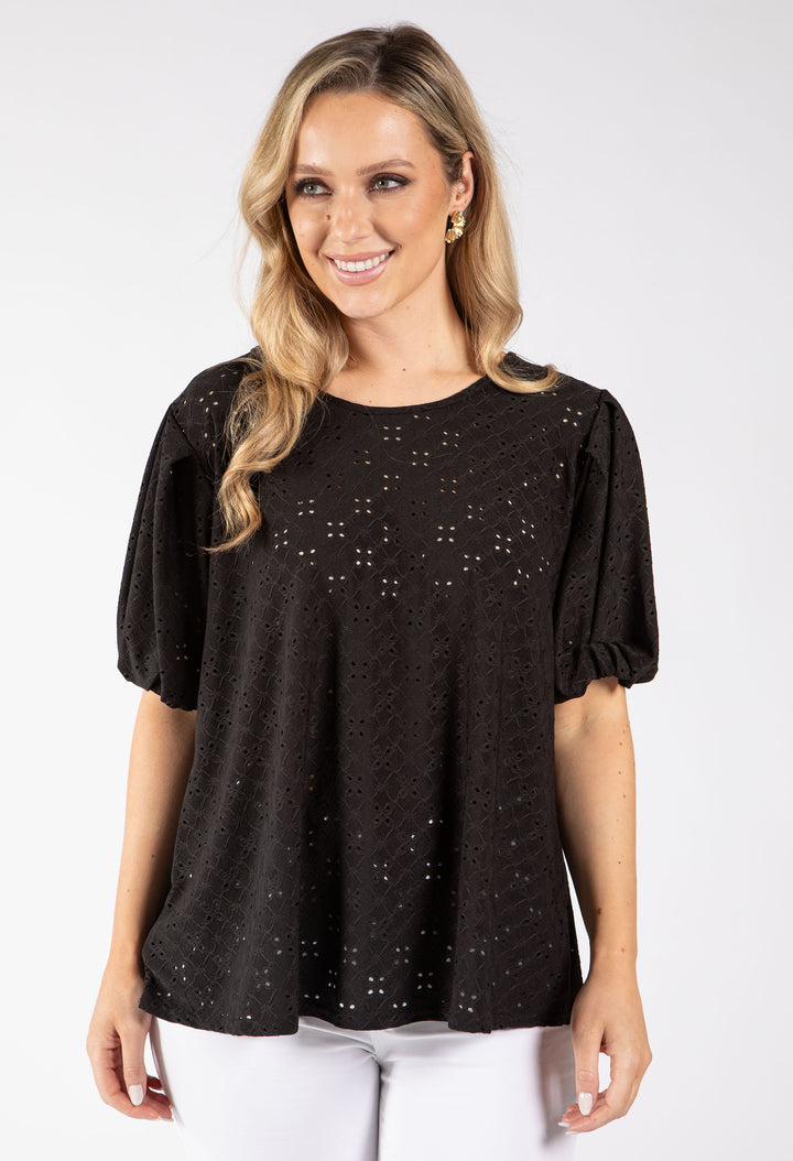 Paca Floral Embroidery Top